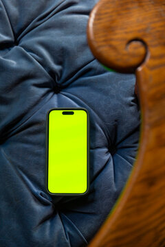 Iphone cell phone device  blank Screen Nobody