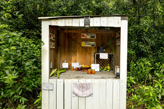Self-serve roadside fruit stall in Australia