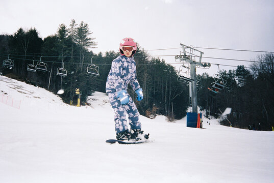 Action snowboarding UGC winter lifestyle