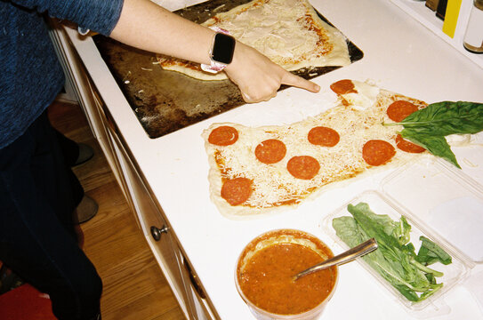 UGC Homemade Pizza with smartwatch