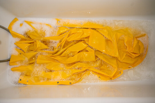 Washing raincoat