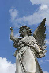 Obraz premium Historic Statue From Late 1800s in Rural Cemetery. East Texas
