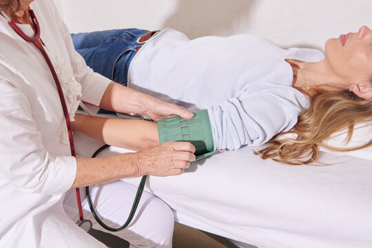 Adjusting medical device on arm