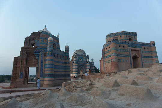 Three tombs at Uch Sharif&mdash;Nuria, Jawindi, and Baha&rsquo;al-Halim.