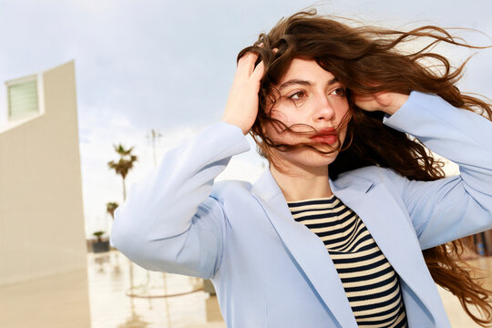 fashion portrait of a woman with undulate hair
