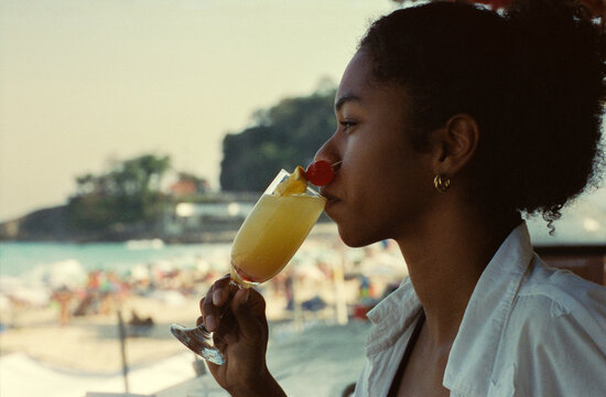 Beachside Cocktail Sip