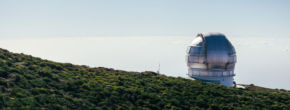 Astronomical observatory on Roque de los Muchachos ridge