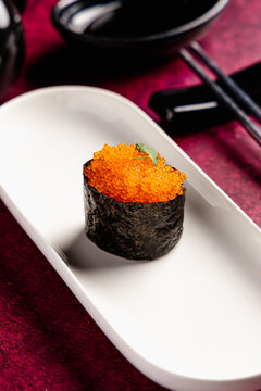 Tobiko gunkan