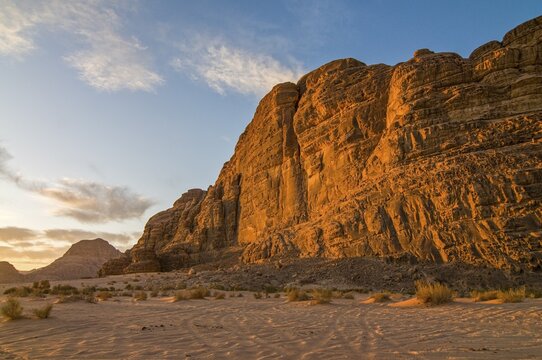 Mountainlandscape and desert in Wadi Rum, Jordan