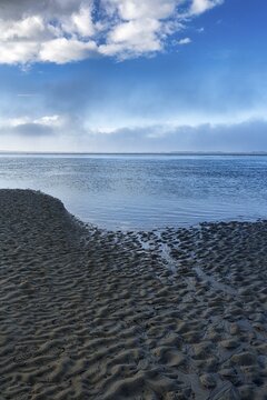 Deserted mudflats, sandflats, structures in the sand formed by water and wind, Schleswig-Holstein Wadden Sea National Park, Utersum, F&ouml;hr Island, North Frisia, North Sea, Schleswig-Holstein, Germany