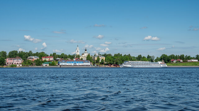 View of the city Myshkin from the Volga river.