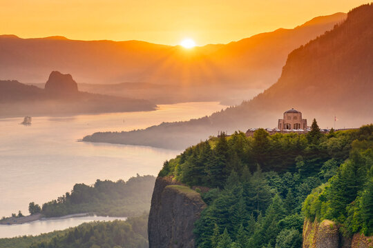 Cinematic Sunrise View of Vista House Over Columbia River Gorge with Morning Fog