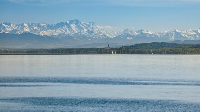 Germany, Bavaria, Lake Ammer, Diessen am Ammersee, Marienmuenster, Alps in the background