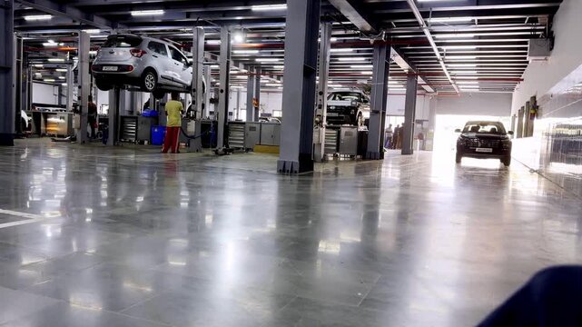 Vehicle Service in Well Equipped Workshop with Advanced Automotive Tools, Professional Maintenance, Diagnostics and Repair Facility