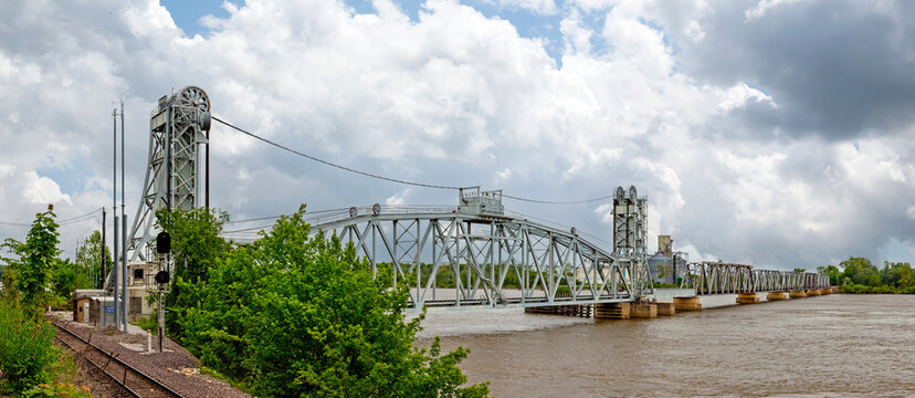 Panoramic view of the Wabash Railroad Bridge, a Vertical Lift Bridge crossing the Mississippi River into Illinois from Hannibal, Missouri