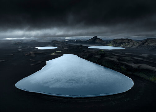 Lakes of Vei&eth;iv&ouml;tn