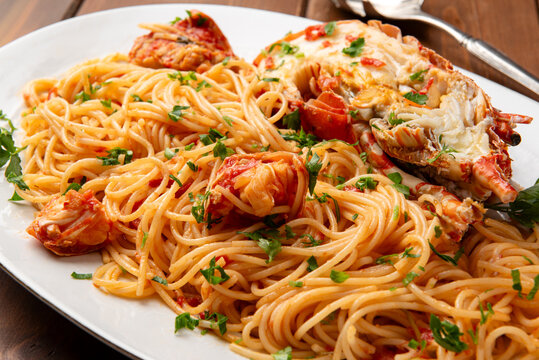 Spaghetti con sugo all'aragosta, Pasta Italiana 