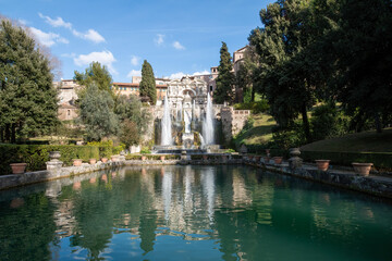 Neptune Fountain and fishponds at Villa d'Este in Tivoli, Italy © salvo77_na