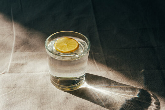 Lemon Water Linen Sunlgiht
