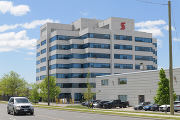 Fototapeta premium The Bank of Nova Scotia (Scotiabank) Eglinton East Campus located at 2201 Eglinton Av E, Scarborough, Toronto
