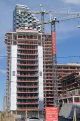 Fototapeta premium construction of Lakeside Residences (now: Pinnacle Lakeside), designed by Hariri Pontarini Architects, located at 215 Lake Shore Blvd E near Lower Jarvis St, Toronto