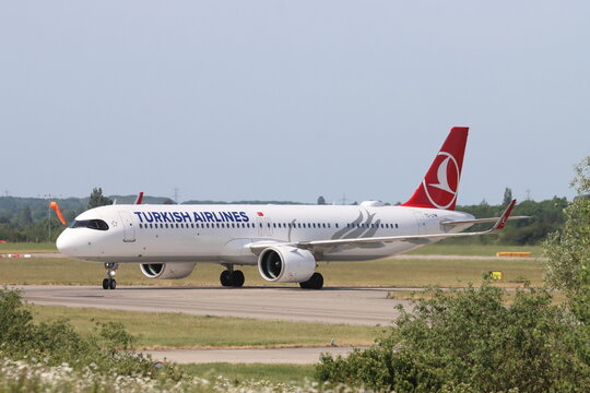 TC-LPM, Airbus A321-271NX, Turkish Airlines, arriving at  London Stansted Airport, Essex, UK on 30th May 2026