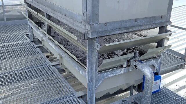 Industrial Cooling Tower Unit on Factory Roof with Ventilation System