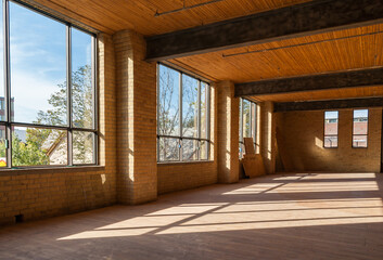 Naklejka premium Bright Empty Loft Office Interior In Toronto