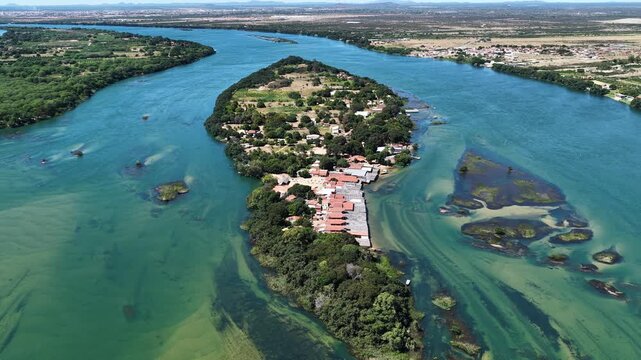 Sao Francisco River In Petrolina In Pernambuco Brazil. Nature Landscape. Rodeadouro And Massangano Island. Northeast River Skyline. Sao Francisco River In Petrolina Pernambuco. Riverside Vegetation.