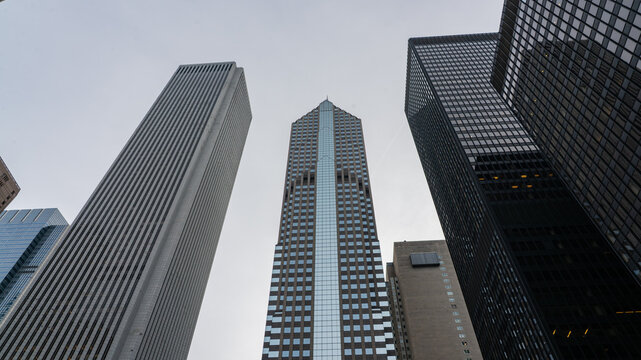Prudential Plaza Tower Standing Tall Against a Gray Chicago Sky