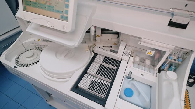 Automated blood sample processing in medical laboratory