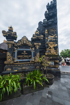 Balinese gate at the entrance to the Tanah Lot tourist area, January 4, 2026, Bali, Indonesia