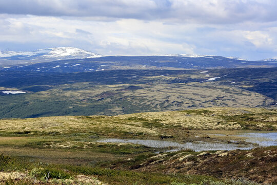Mountains massif around the river Inna( Innerdalen)