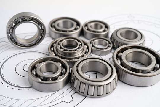 Ball bering circular joint machine component.