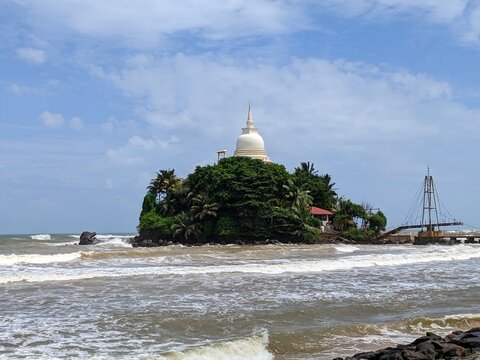 Paravi Duwa Island Temple in Matara, Sri Lanka
