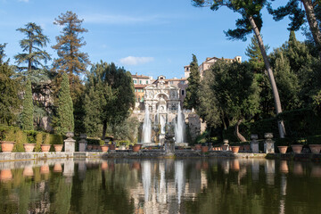 Obraz premium Villa d'Este Fountain of the Organ and Fish Ponds in Tivoli Italy