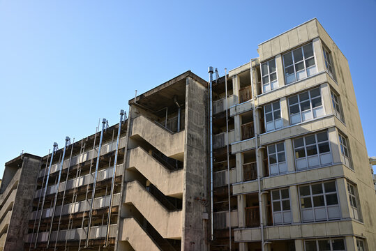 Old housing complex built in the Showa era and scheduled for redevelopment.（団地）10