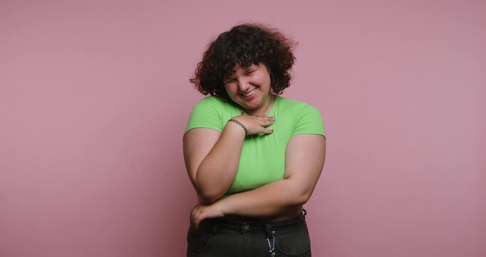 Expressions of emotion through body language in a studio setting