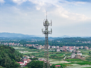 Obraz premium Aerial views of a signal transmission tower