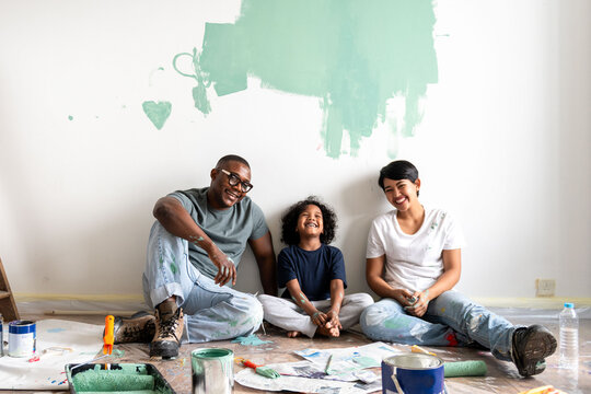Family enjoying home renovation project.