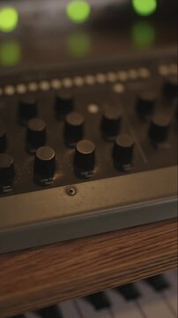 MIDI Control Surface &mdash; Alternate Vertical Pan