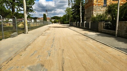 Nowa nawierzchnia osiedlowej ulicy. © WalDec