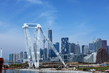 Naklejka premium Toronto, large 300 ton Atlas crane for lifting cargo off ships in harbor, designated a historic landmark
