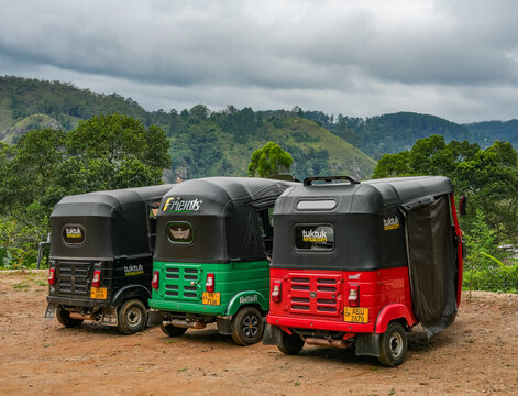 Tuk Tuk on the way to Little Adam s Peak, Ella, Sri Lanka, Asia