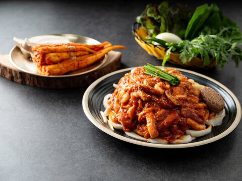 Duck meat marinated in spicy sauce
