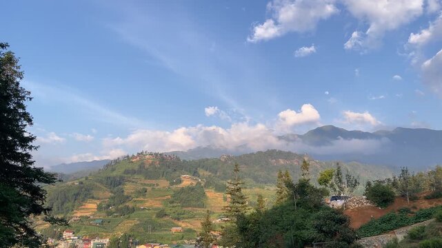 10-15s Handheld Epic Panoramic View of Hoang Lien Son Mountain Range Sapa 4K