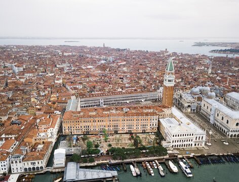 Piazza San Marco with Campanile, Basilica San Marco and Doge's Palace, aerial view, Venice, Veneto, Italy