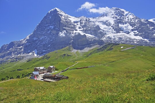 Kleine Scheidegg off the Eiger and M&ouml;nch, Wengen, Jungfrau region, Bernese Alps, Bernese Oberland, Canton of Bern, Switzerland, UNESCO World Natural Heritage
