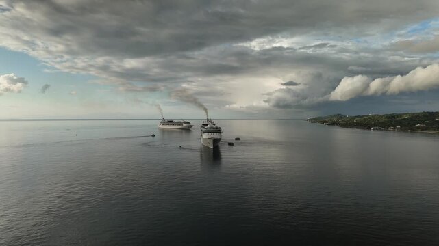 Moving Timelapse of Cruise Ships Docked in Honduras Port - 4K UHD