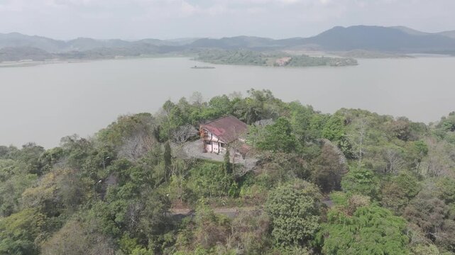 Scenic view of Bao Dai Villa at Lak Lake in Lien Son Lak Commune, Dak Lak Province, Vietnam, showcasing the historic royal residence surrounded by the tranquil Central Highlands landscape.